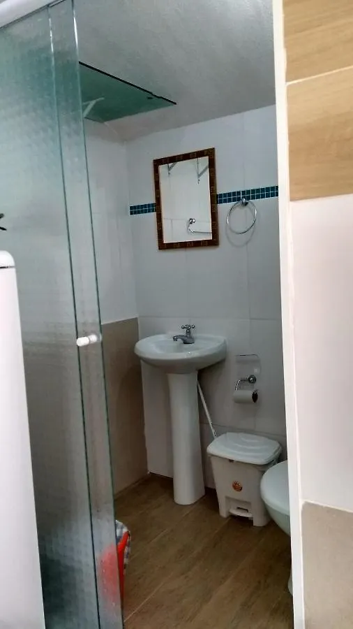 Residencial Happy Kitnet 4 Pessoas Βίλα Bombinhas Σπίτι διακοπών